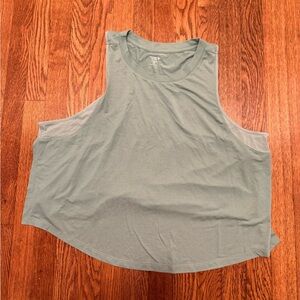 Old Navy Active Women’s Crop Side-split tank top XXL